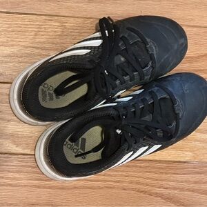 Adidas baseball cleats
